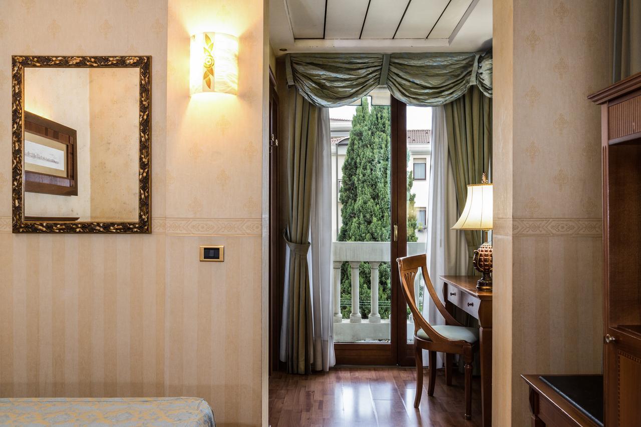 Hotel Duca D'Aosta Mogliano Veneto Exterior photo